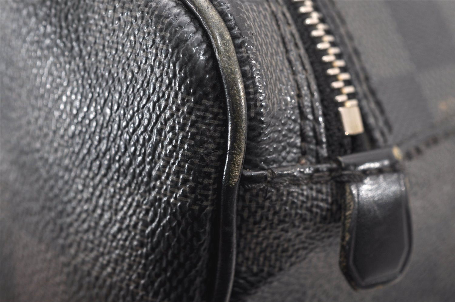 Authentic Louis Vuitton Damier Graphite Toilette Pouch Hand Bag N47625 LV 3651K