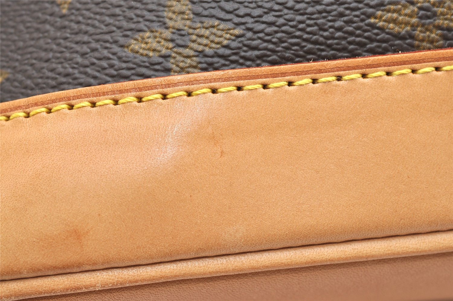 Authentic Louis Vuitton Monogram Alma Hand Bag Purse M51130 LV 3652K