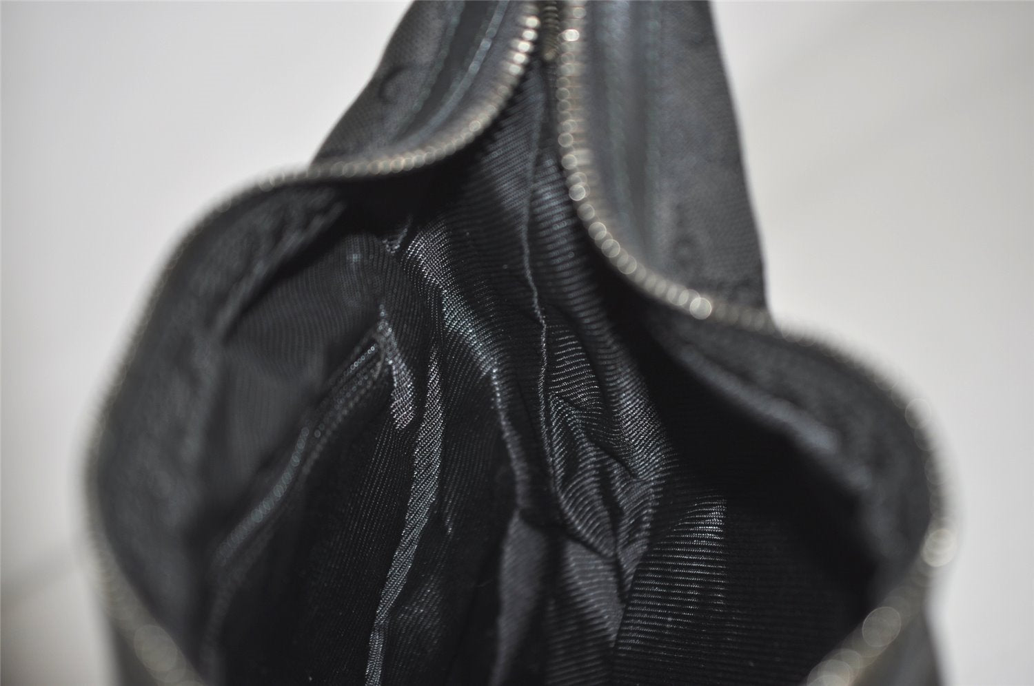 Authentic GUCCI Shoulder Hand Bag Purse GG Canvas Leather 01234 Black 3670J