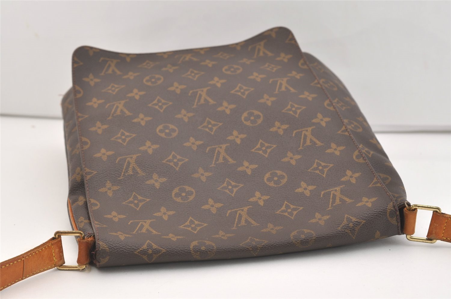 Authentic Louis Vuitton Monogram Musette Shoulder Cross Body Bag M51256 LV 3671J