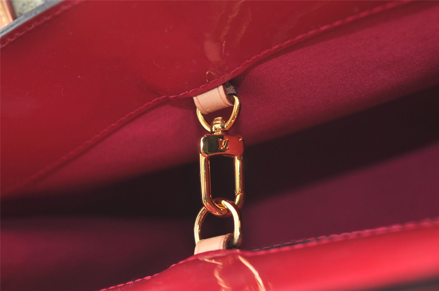 Authentic Louis Vuitton Vernis Catalina BB Hand Bag Red Pink M90016 LV 3672K