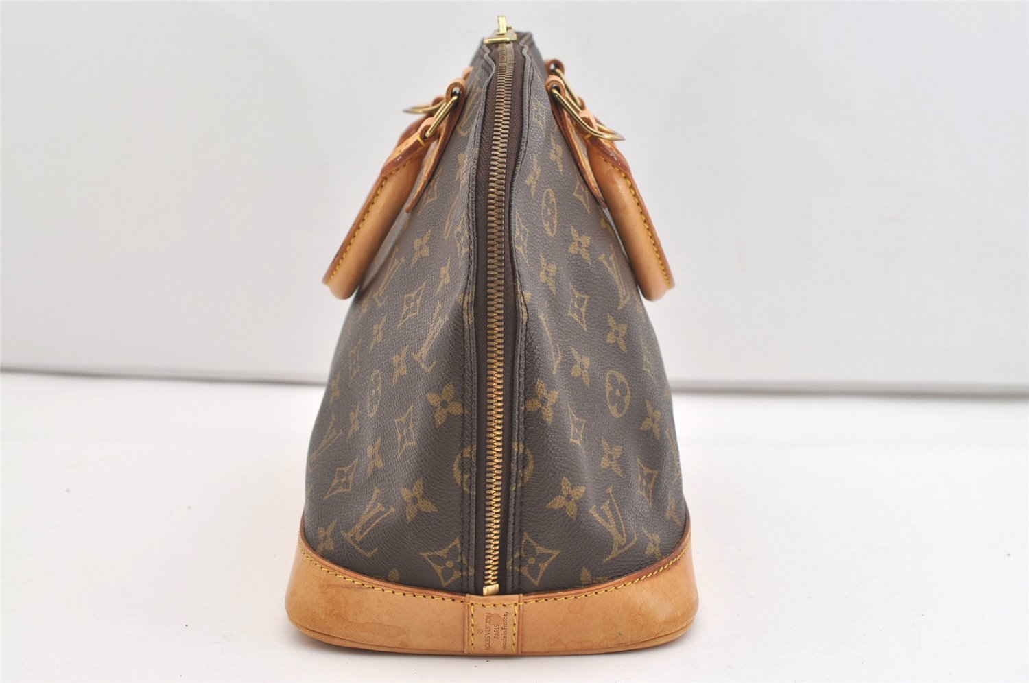 Authentic Louis Vuitton Monogram Alma Hand Bag Purse M51130 LV 3674J