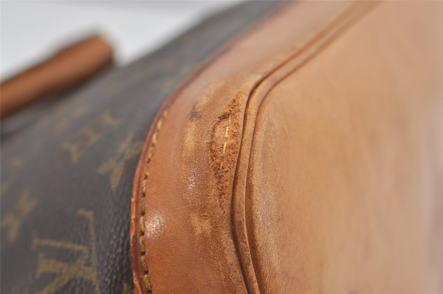 Authentic Louis Vuitton Monogram Alma Hand Bag Purse M51130 LV 3675J