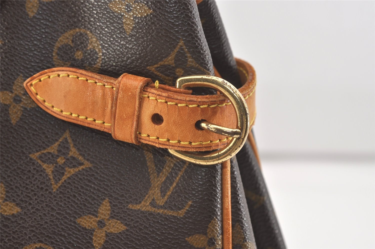 Authentic Louis Vuitton Monogram Batignolles Horizontal Tote Bag M51154 LV 3676J