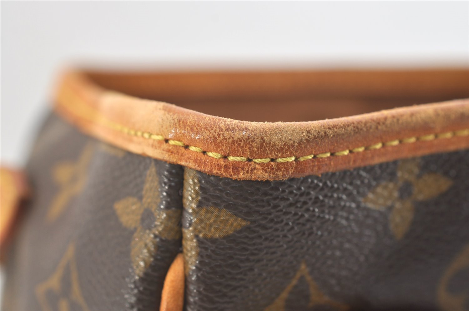 Authentic Louis Vuitton Monogram Batignolles Horizontal Tote Bag M51154 LV 3676J