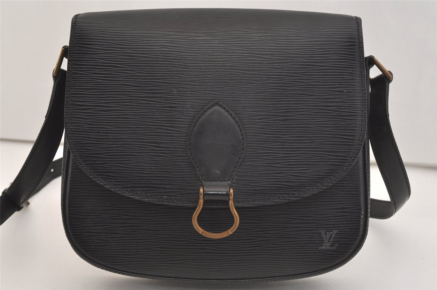 Auth Louis Vuitton Epi Saint Cloud GM Shoulder Cross Body Bag M52192 Black 3677J