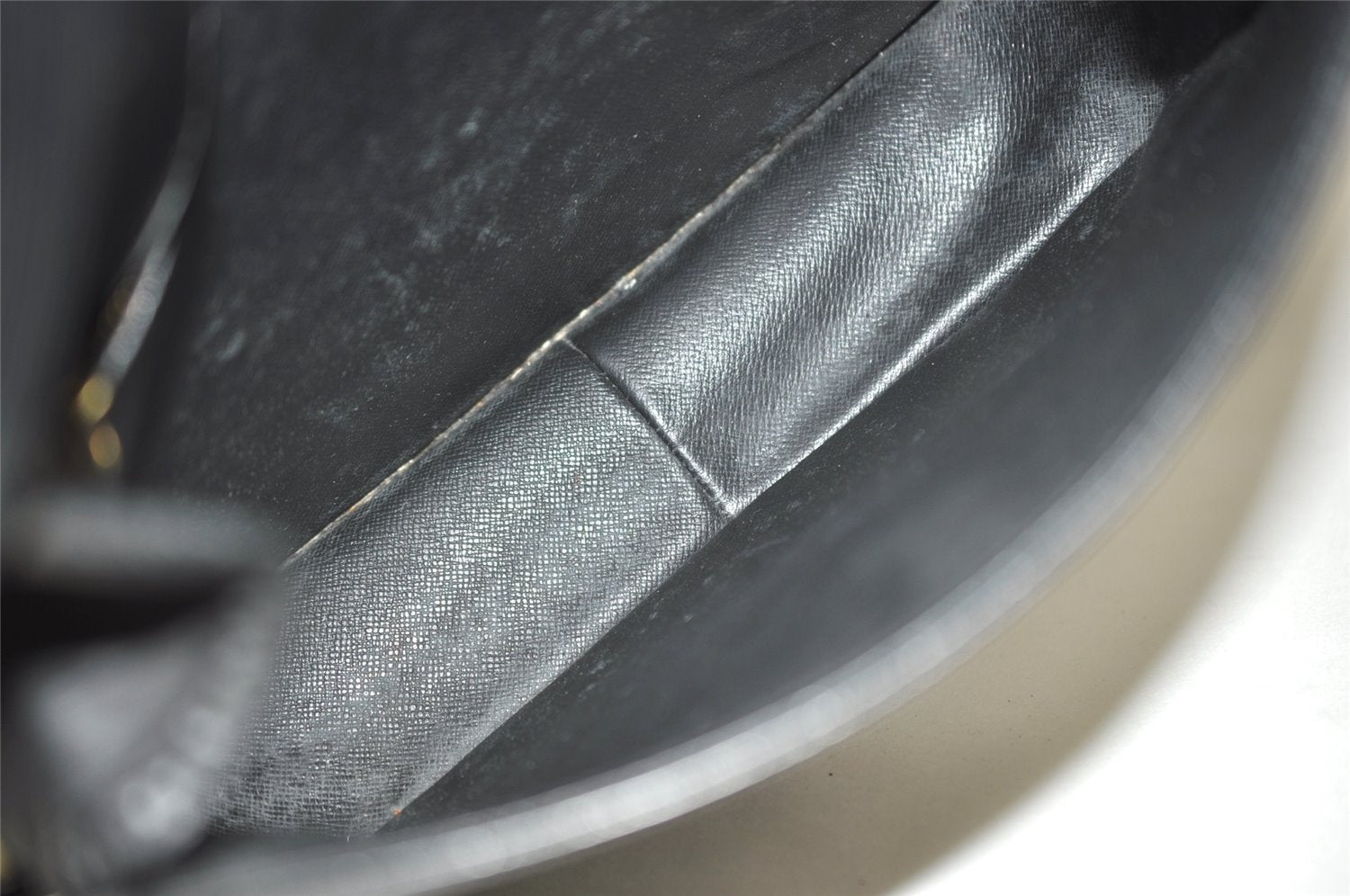 Auth Louis Vuitton Epi Saint Cloud GM Shoulder Cross Body Bag M52192 Black 3677J