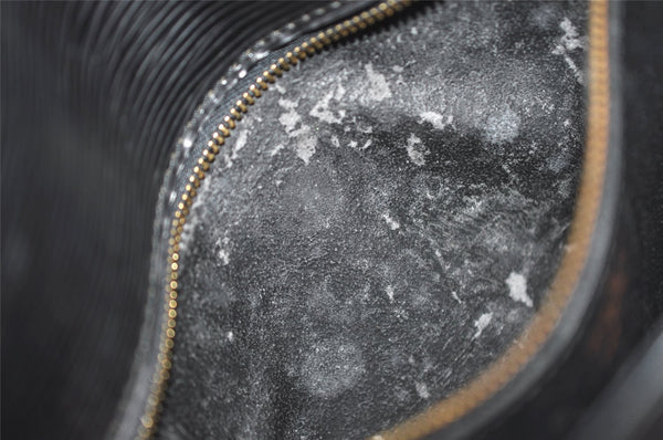 Auth Louis Vuitton Epi Saint Cloud GM Shoulder Cross Body Bag M52192 Black 3677J