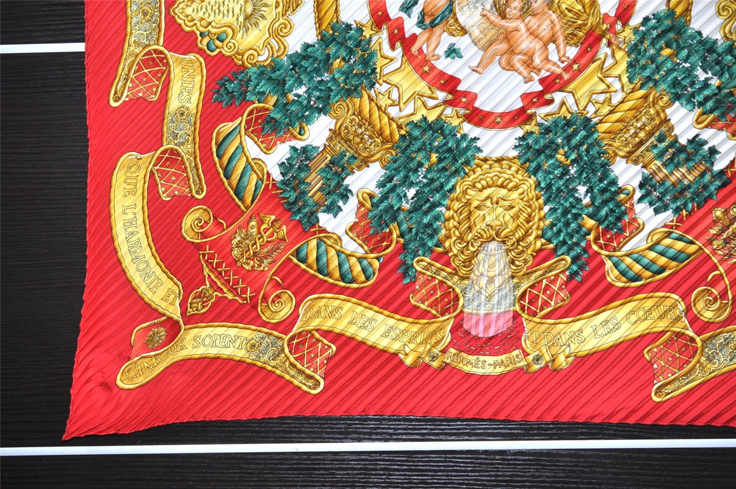 Authentic HERMES Pleats Scarf 