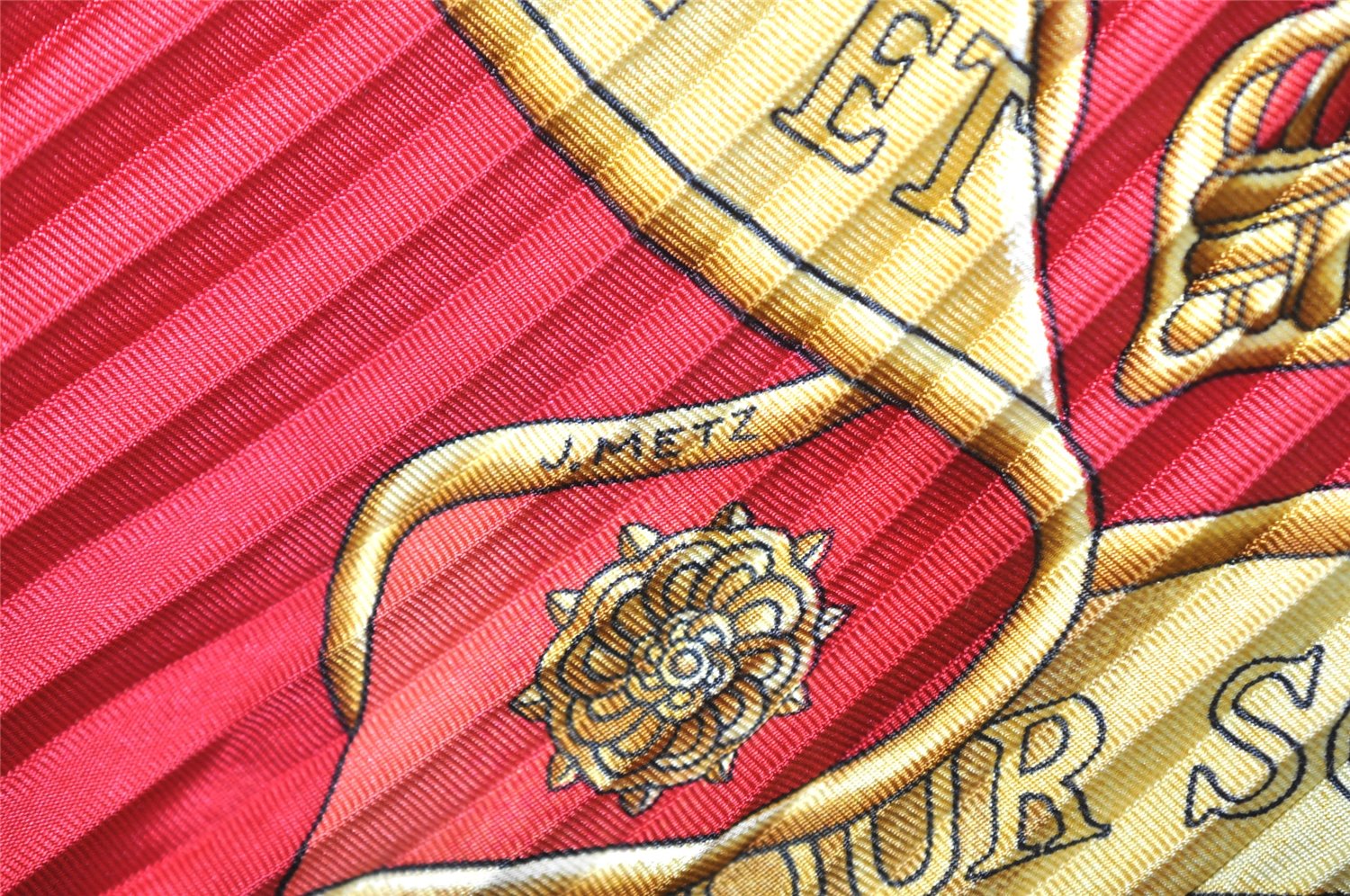 Authentic HERMES Pleats Scarf 