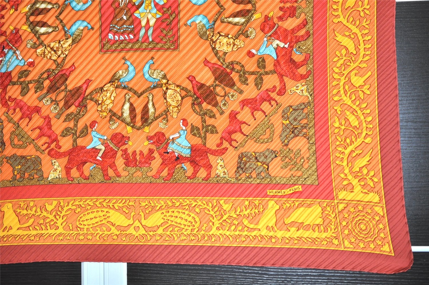 Authentic HERMES Pleats Scarf 