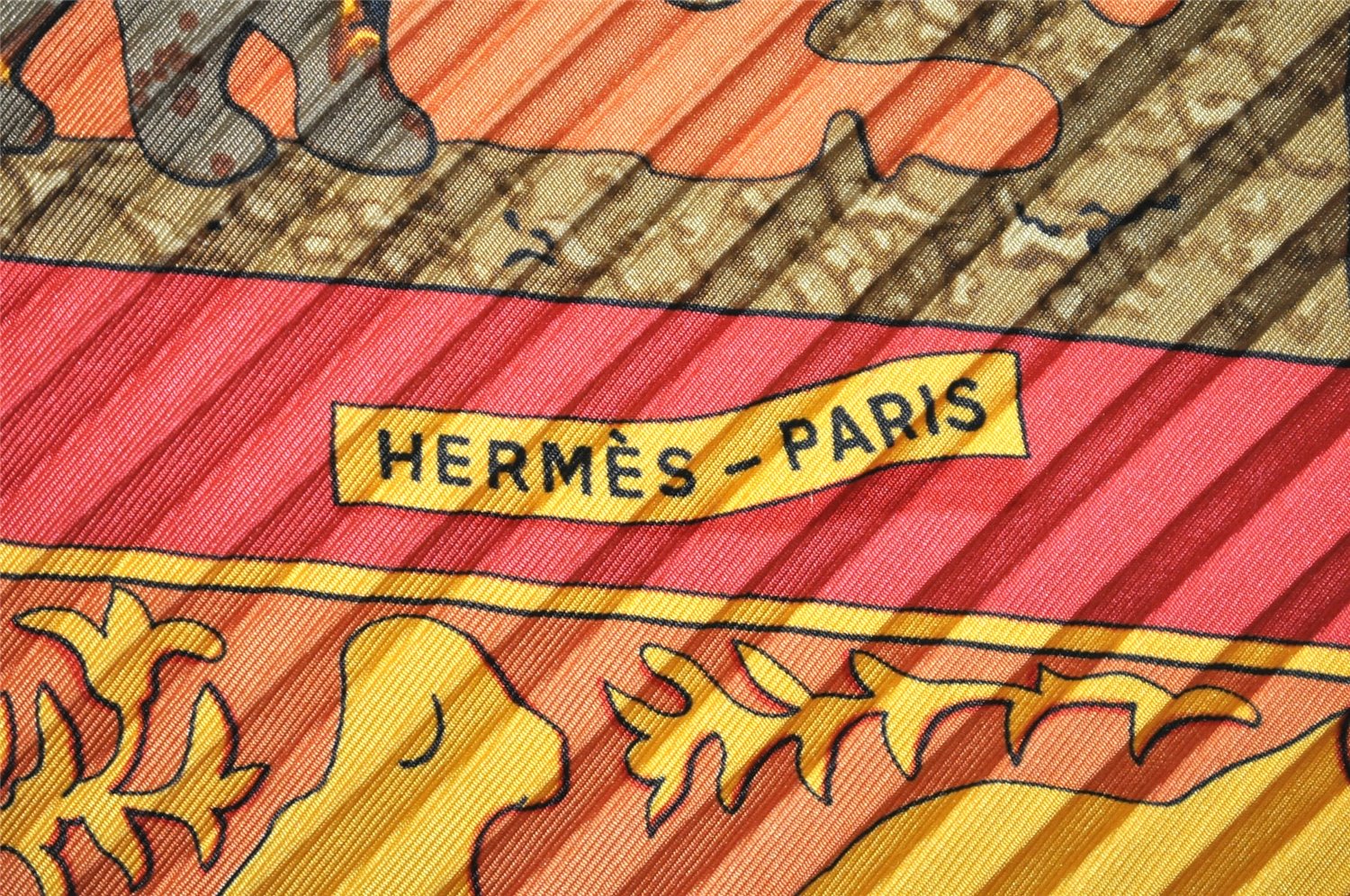 Authentic HERMES Pleats Scarf 