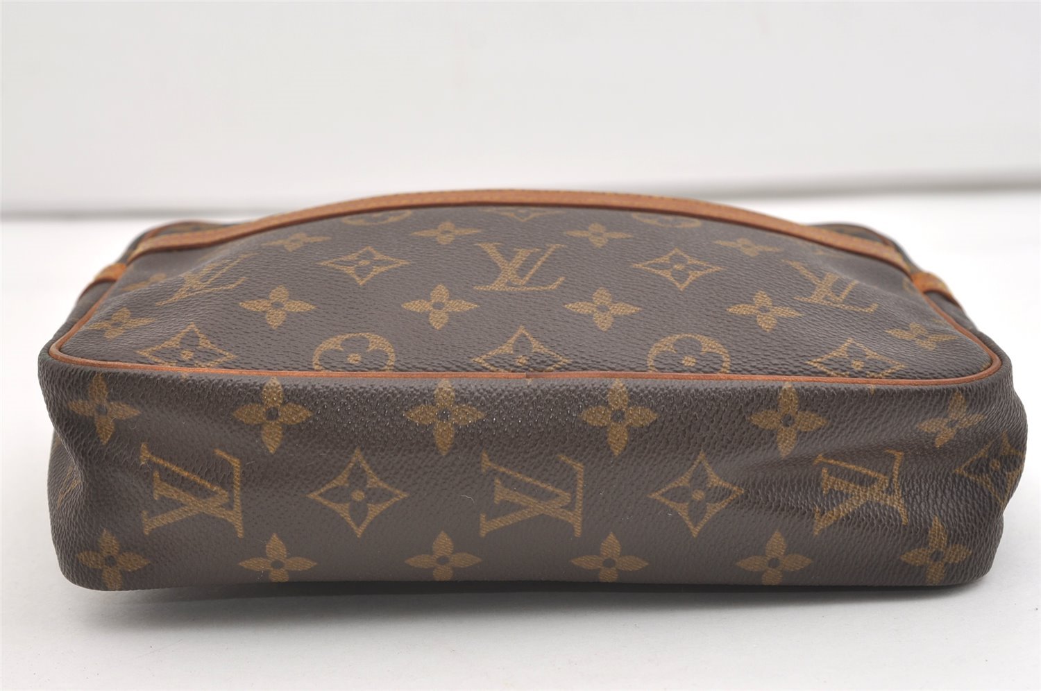 Authentic Louis Vuitton Monogram Compiegne 23 Clutch Hand Bag M51847 LV 3685J