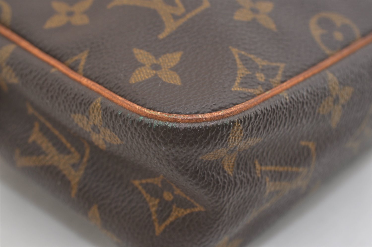 Authentic Louis Vuitton Monogram Compiegne 23 Clutch Hand Bag M51847 LV 3685J