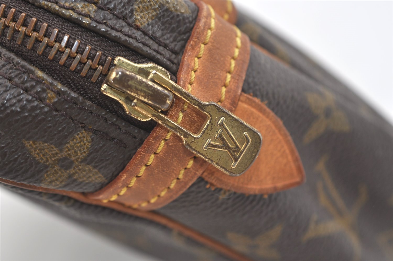 Authentic Louis Vuitton Monogram Compiegne 23 Clutch Hand Bag M51847 LV 3685J