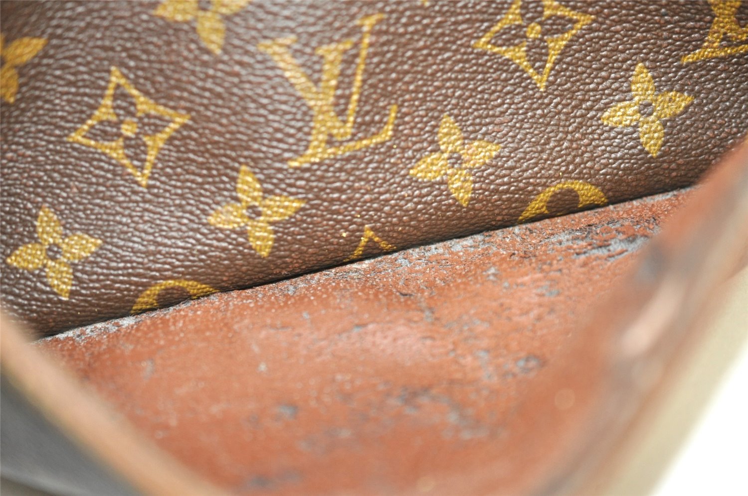 Authentic Louis Vuitton Monogram Compiegne 23 Clutch Hand Bag M51847 LV 3685J