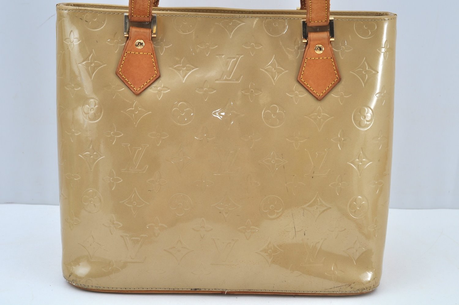 Authentic Louis Vuitton Vernis Houston Shoulder Hand Bag Beige M91340 LV 3686I