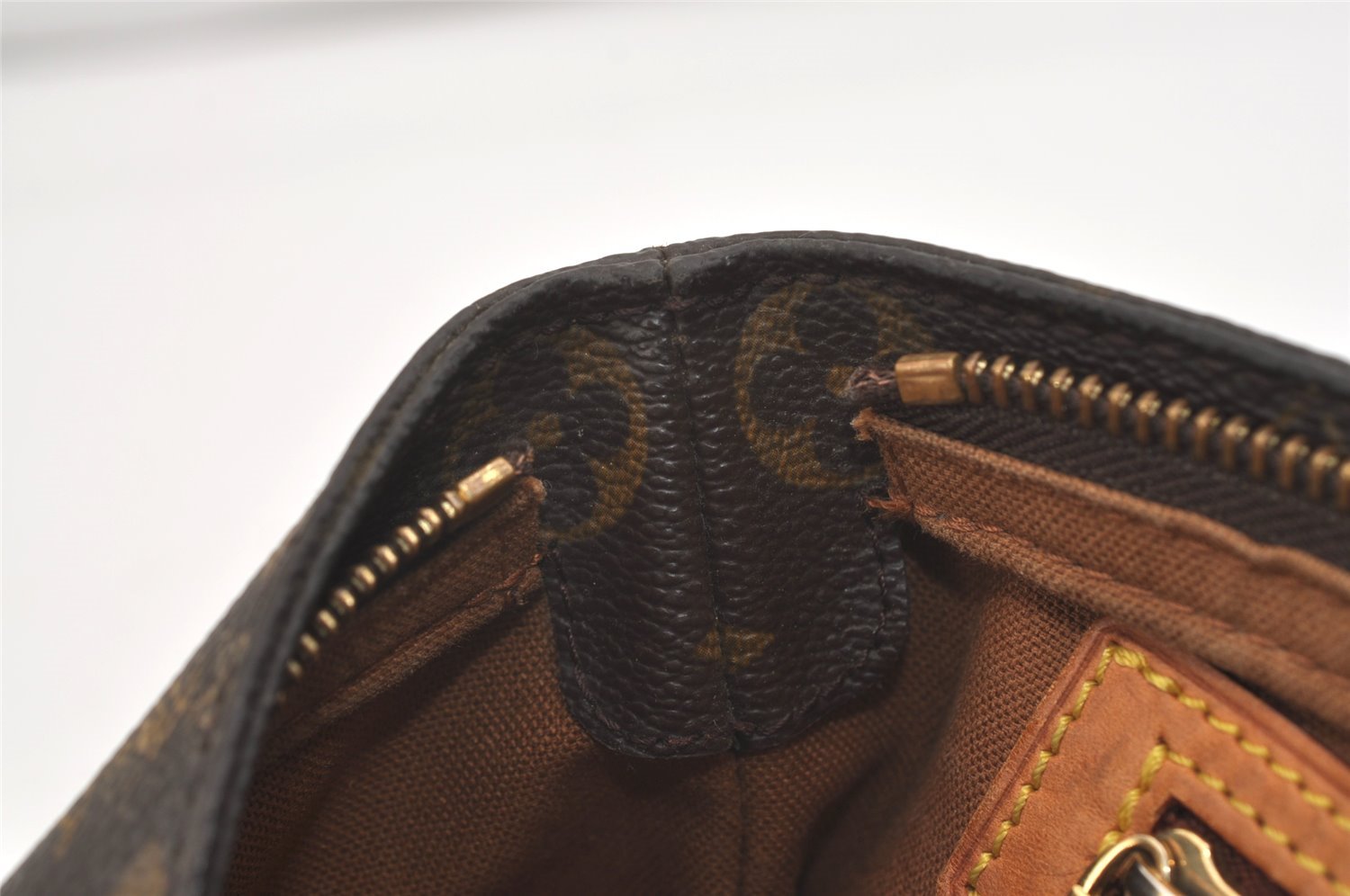 Authentic Louis Vuitton Monogram Trotteur Shoulder Cross Bag M51240 Junk 3686J