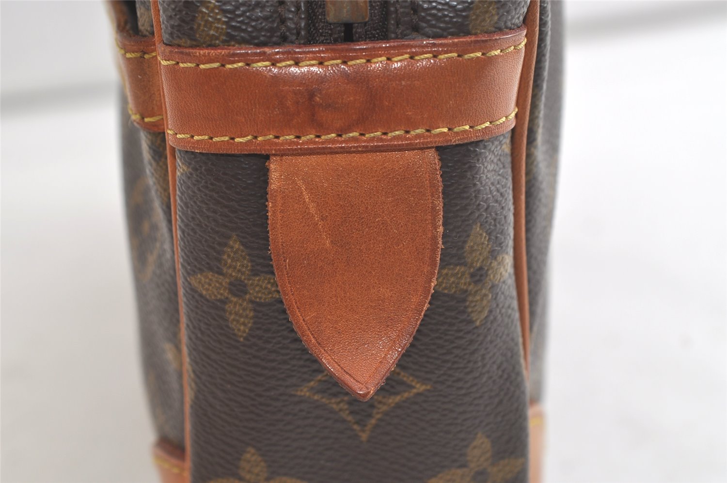 Authentic Louis Vuitton Monogram Compiegne 28 Clutch Hand Bag M51845 LV 3687K