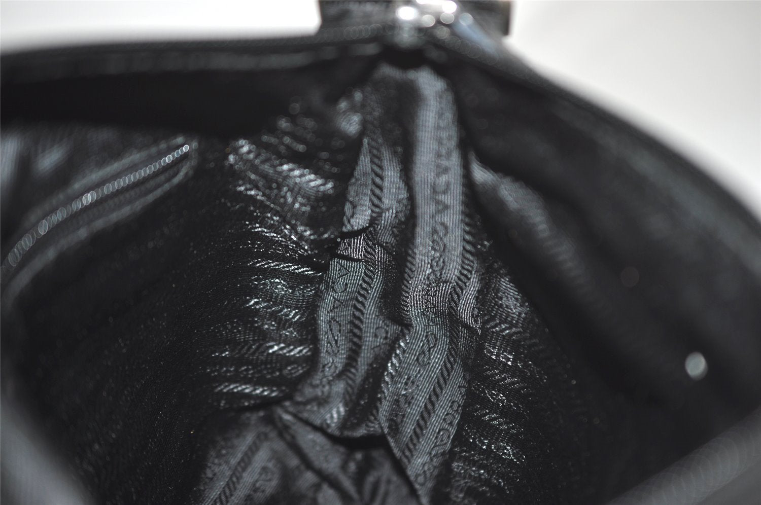 Authentic PRADA Nylon Tessuto Leather Shoulder Cross Body Bag Purse Black 3690J