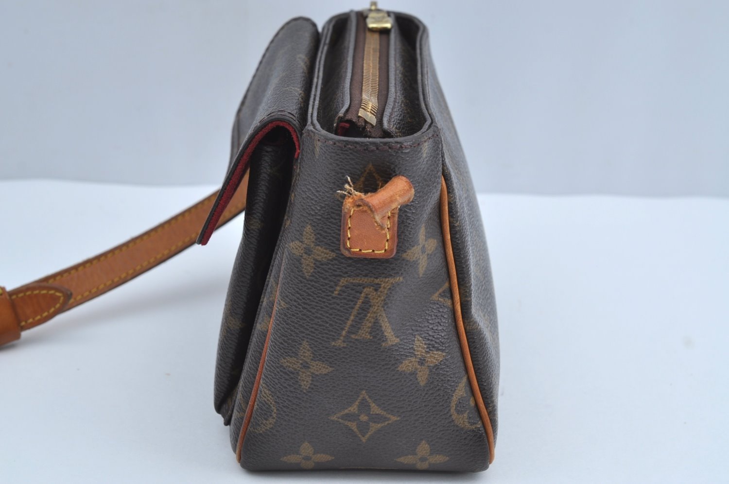 Authentic Louis Vuitton Monogram Viva Cite PM Shoulder ag M51165 Junk 3693I