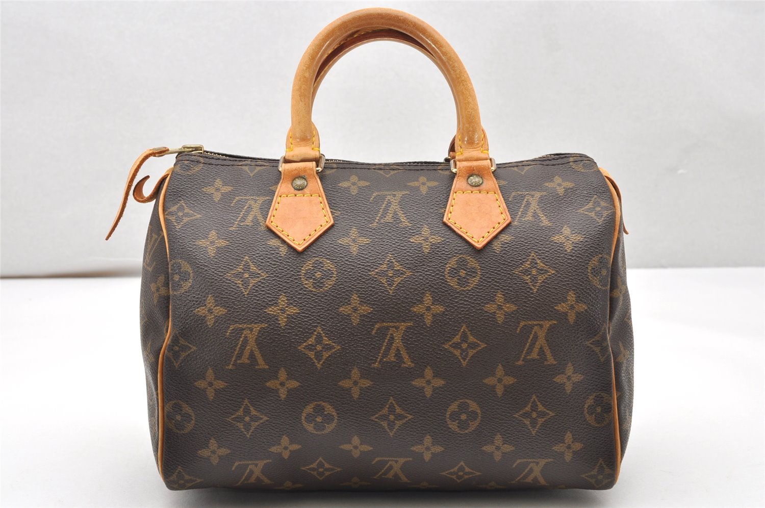 Authentic Louis Vuitton Monogram Speedy 25 Boston Hand Bag M41528 LV 3695K