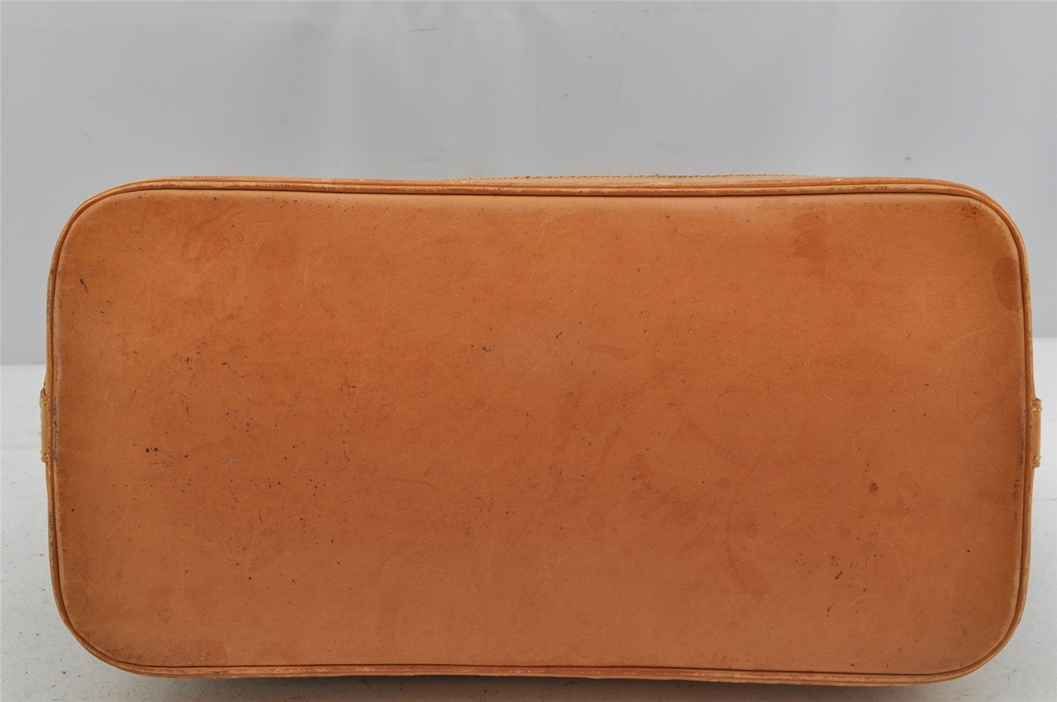 Authentic Louis Vuitton Monogram Alma Hand Bag Purse M51130 LV 3700J