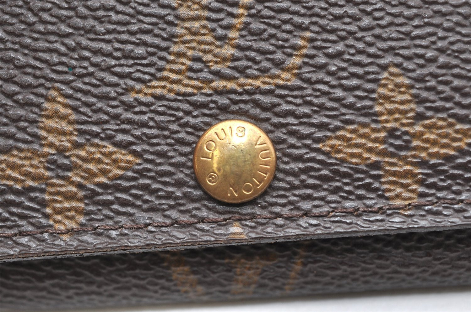 Authentic Louis Vuitton Monogram Multicles 4 Four Hooks Key Case M62631 LV 3704K