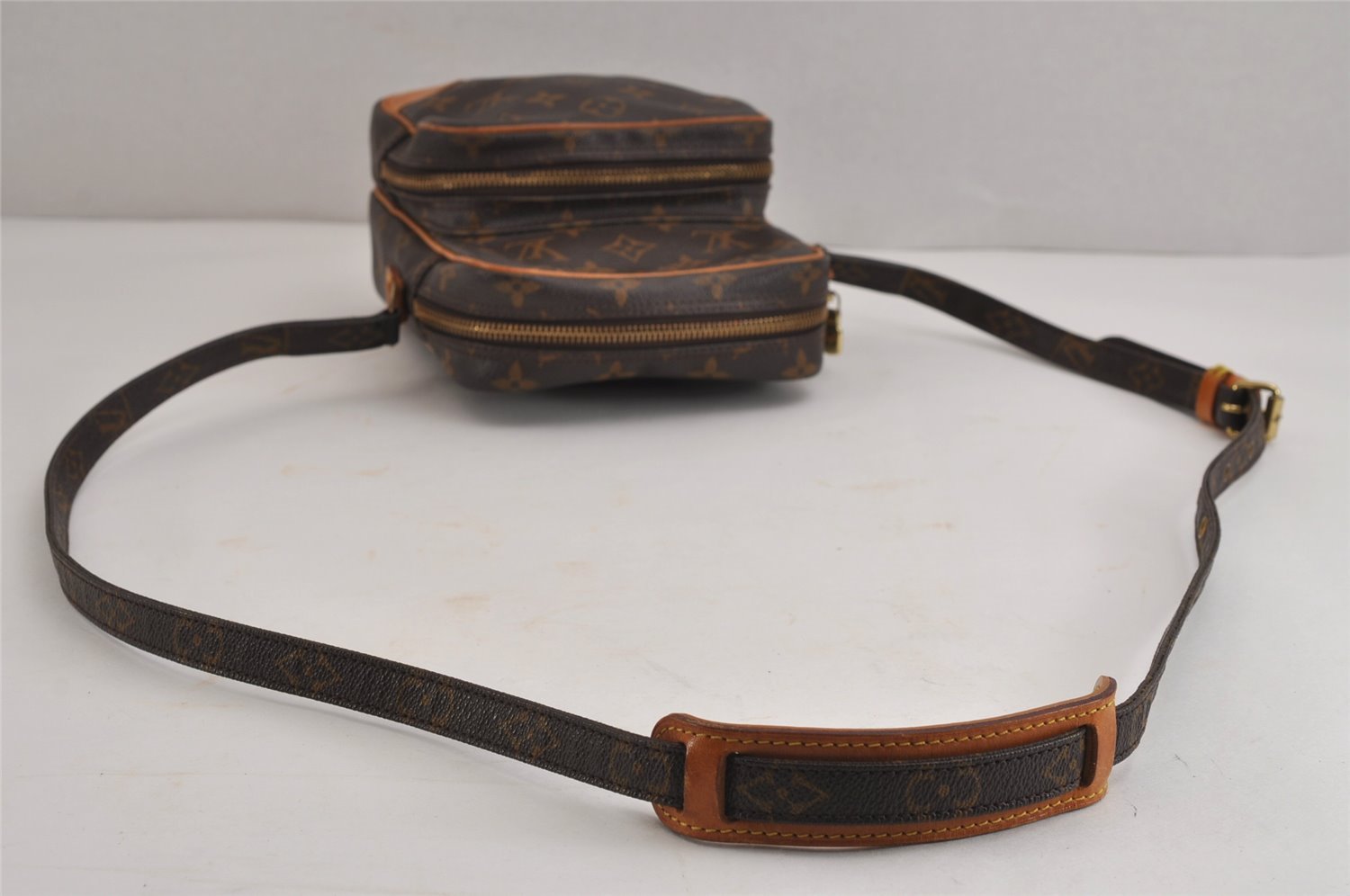 Authentic Louis Vuitton Monogram Amazone Shoulder Cross Body Bag M45236 LV 3706J