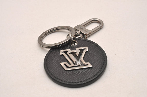 Auth Louis Vuitton Taiga Porte Cles Circle Eyelet Key Ring Black M64171 LV 3710J
