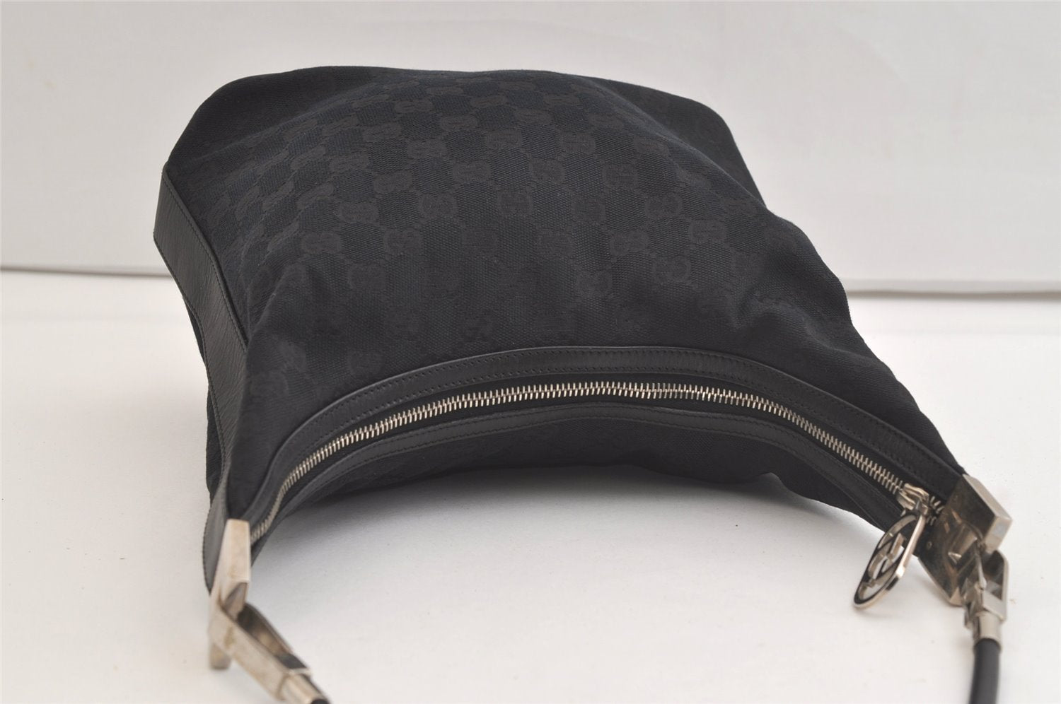 Authentic GUCCI Shoulder Hand Bag GG Canvas Leather 0013814 Black Junk 3710K