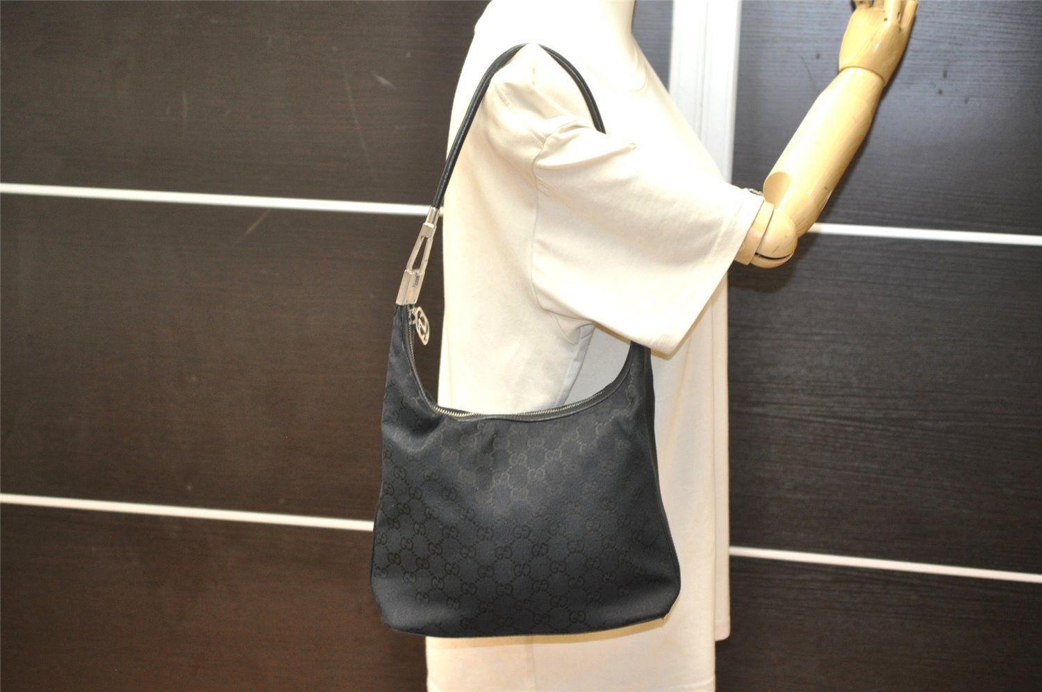 Authentic GUCCI Shoulder Hand Bag GG Canvas Leather 0013814 Black Junk 3710K