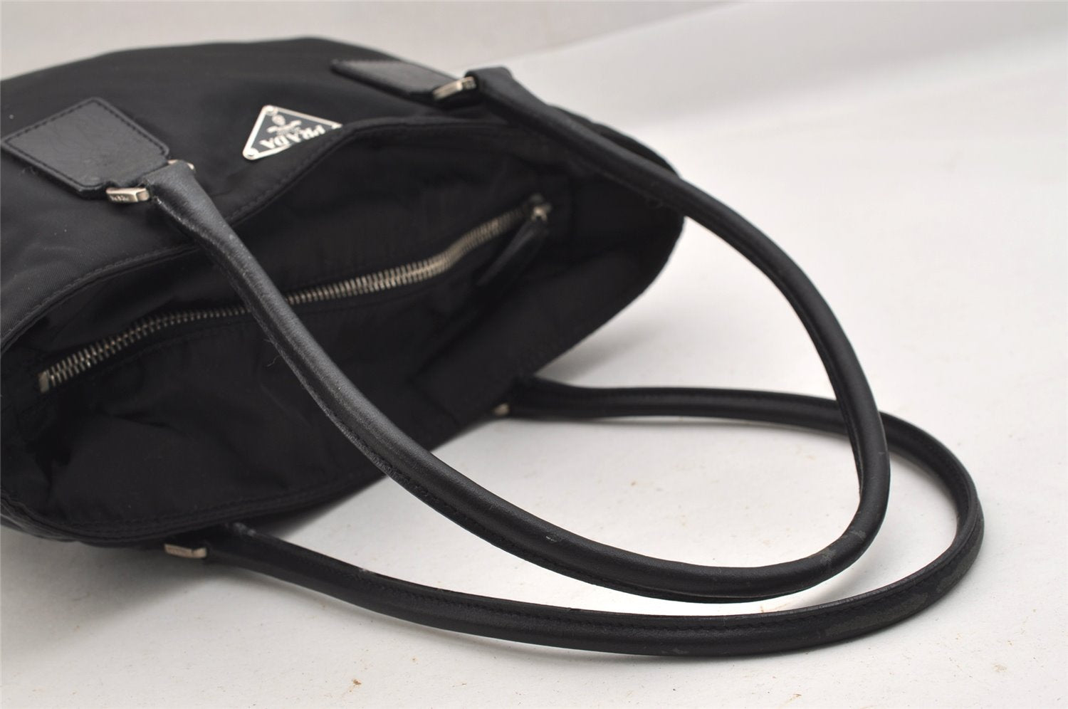 Authentic PRADA Nylon Tessuto Leather Shoulder Hand Bag Purse Black 3724K