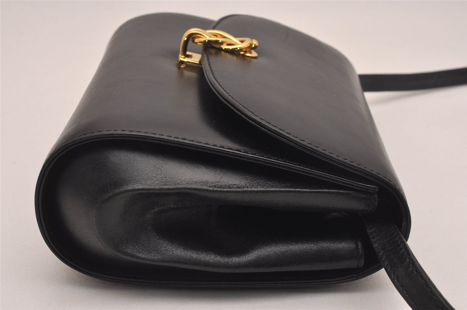 Authentic GUCCI Shoulder Cross Body Bag Purse Leather Black Junk 3725J