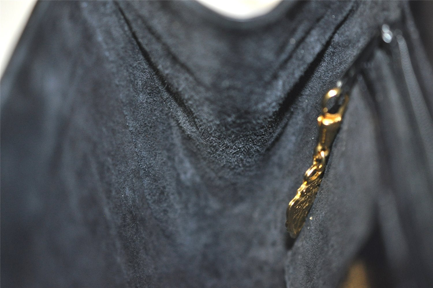 Authentic GUCCI Shoulder Cross Body Bag Purse Leather Black Junk 3725J