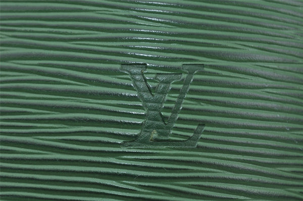 Authentic Louis Vuitton Epi Cluny Shoulder Bag Purse Green M52254 LV 3727J