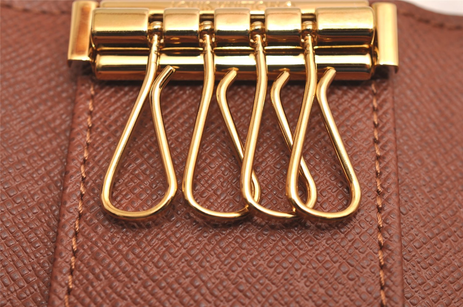 Auth Louis Vuitton Monogram Multicles 4 Four Hooks Key Case M62631 Box 3729J