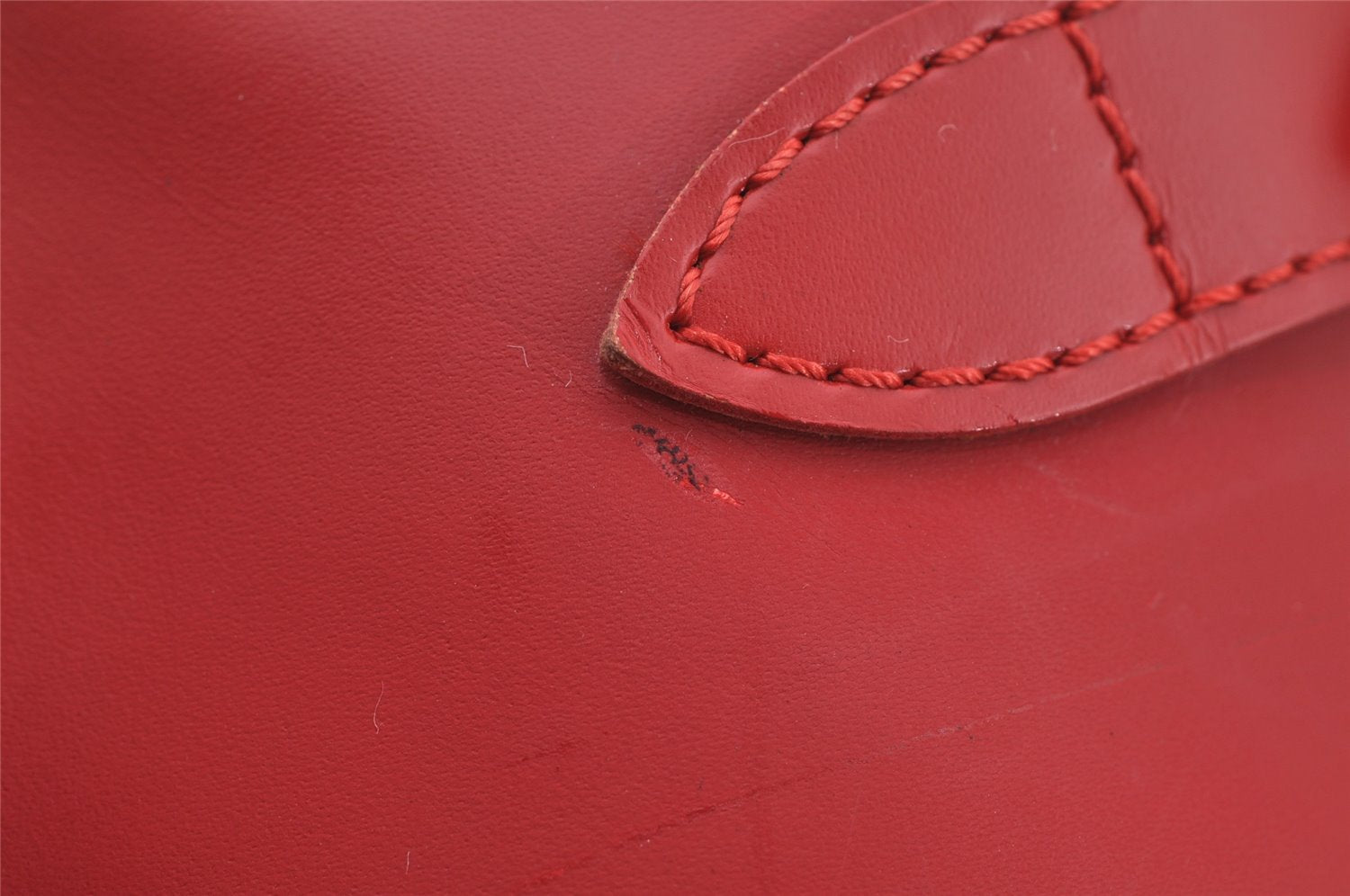 Authentic Louis Vuitton Epi Passy GM Shoulder Hand Bag Red M5925E LV 3734J