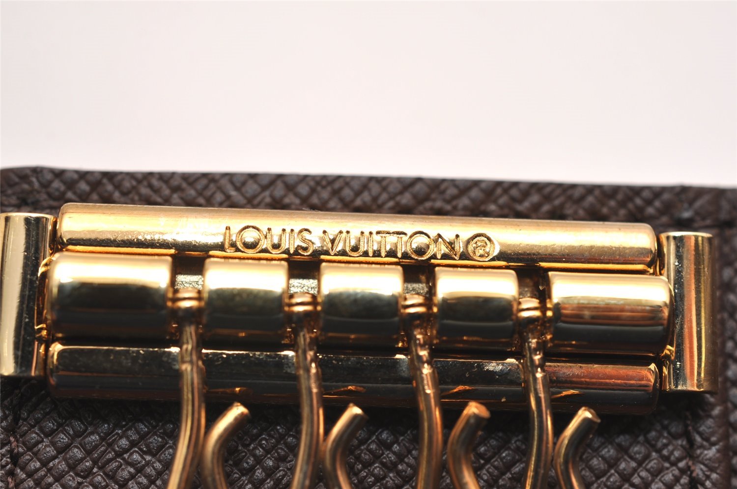 Authentic Louis Vuitton Damier Multicles 4 Key Case Holder N62631 LV Box 3735J