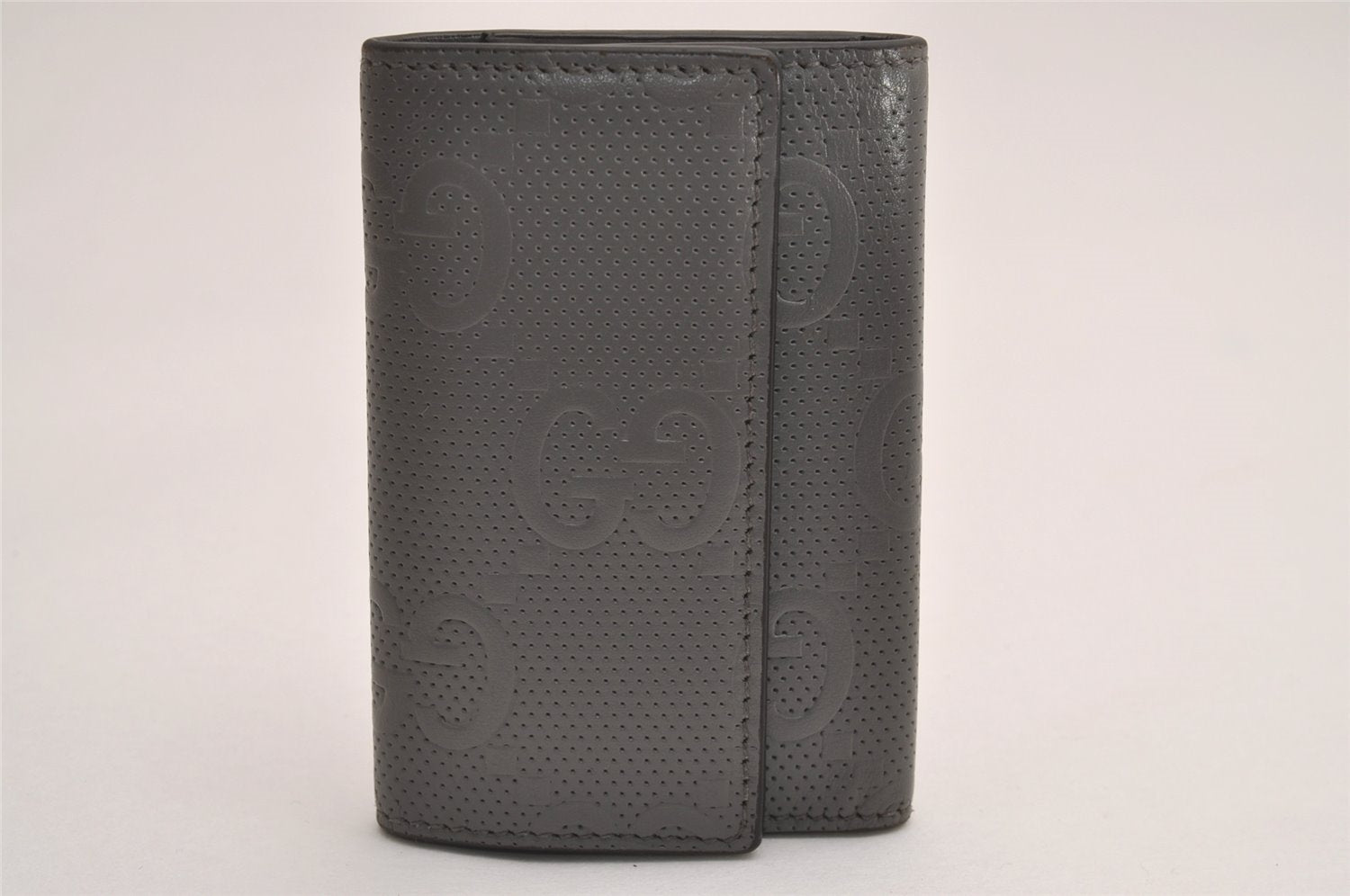 Authentic GUCCI Jumbo GG Emboss 6 Hooks Key Case Purse Leather 625565 Gray 3736J