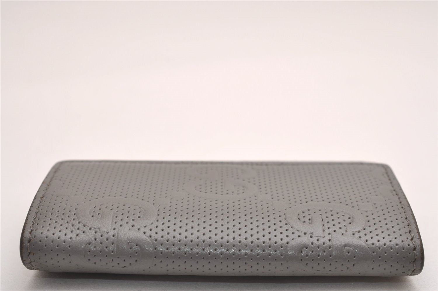 Authentic GUCCI Jumbo GG Emboss 6 Hooks Key Case Purse Leather 625565 Gray 3736J