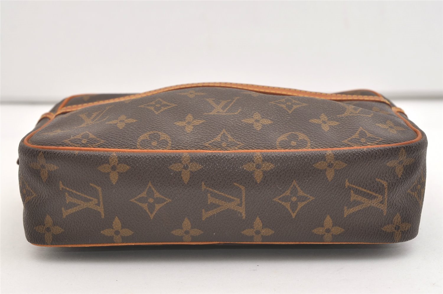 Authentic Louis Vuitton Monogram Compiegne 23 Clutch Hand Bag M51847 LV 3743J