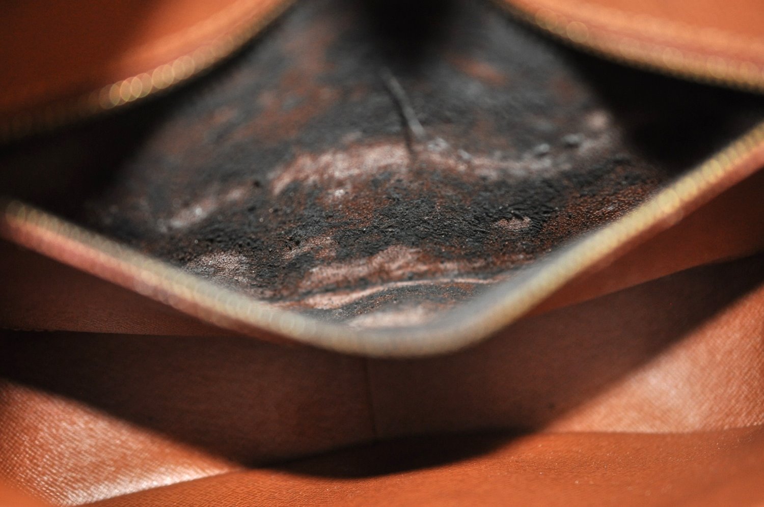 Authentic Louis Vuitton Monogram Saint Cloud GM M51242 Shoulder Cross Bag 3747G