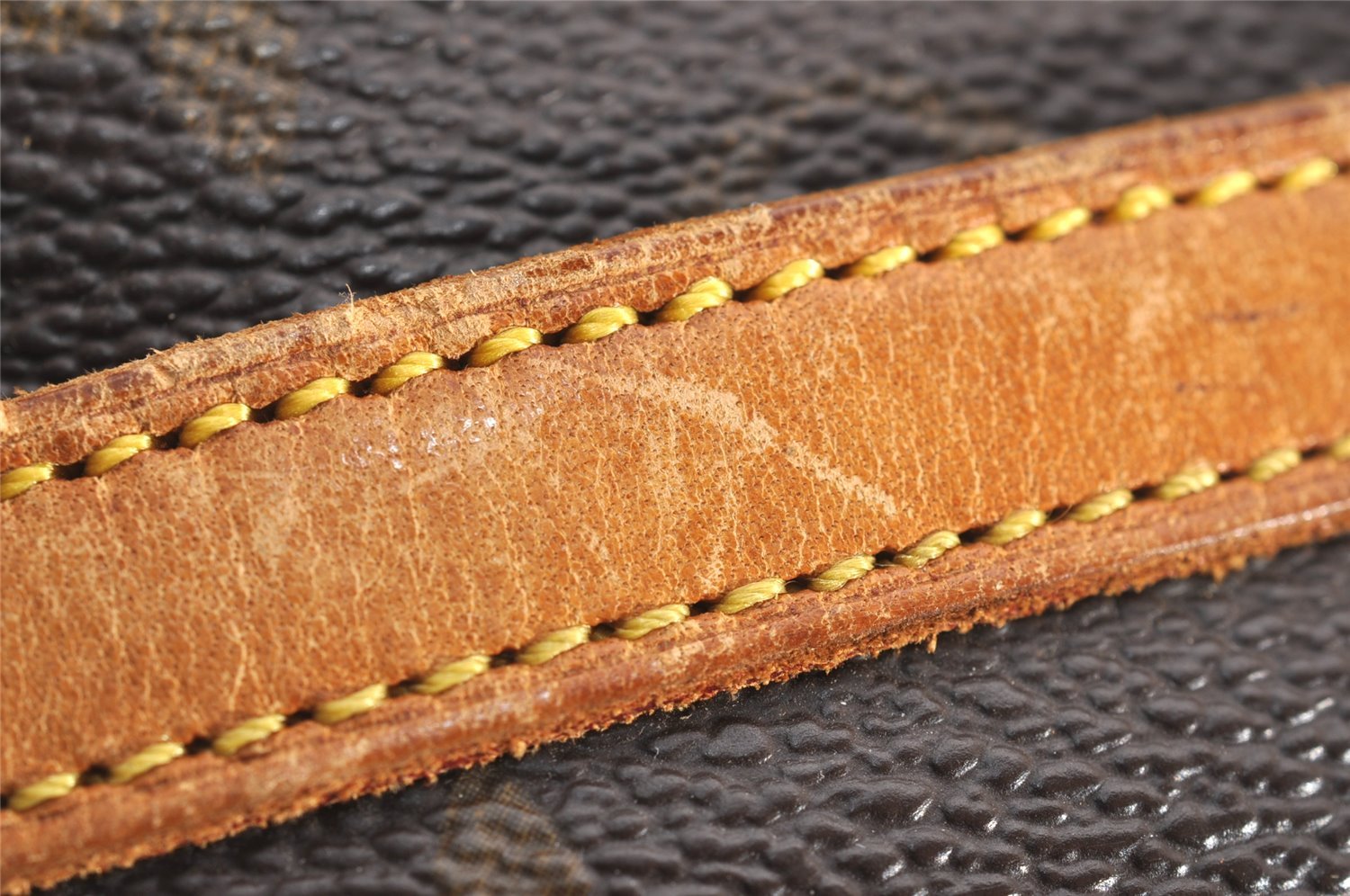 Authentic Louis Vuitton Monogram Danube GM Shoulder Cross Bag M45262 LV 3748J