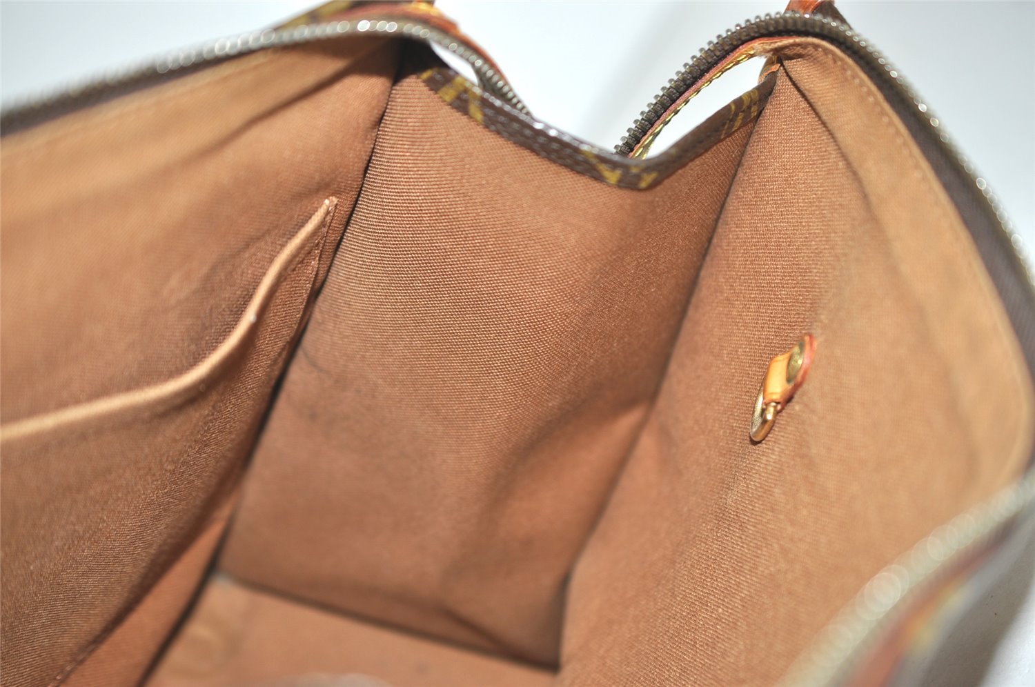 Authentic Louis Vuitton Monogram Popincourt Haut Shoulder Bag M40007 LV 3749J