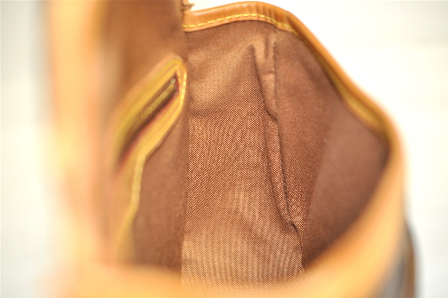 Authentic Louis Vuitton Monogram Sologne Shoulder Cross Body Bag M42250 LV 3750J