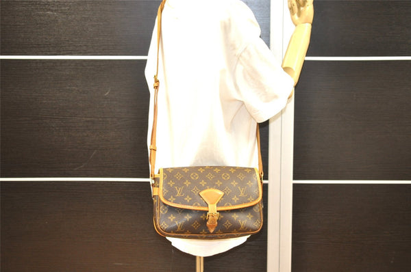 Authentic Louis Vuitton Monogram Sologne Shoulder Cross Body Bag M42250 LV 3750J