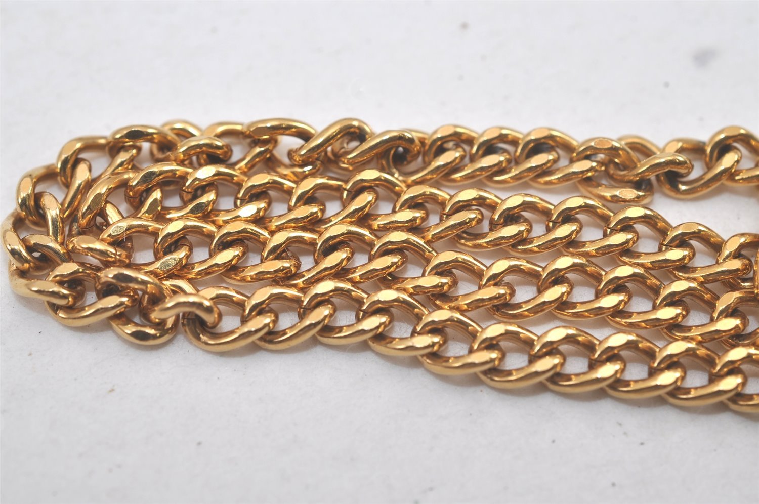 Authentic Louis Vuitton Chain Strap Gold 13.0