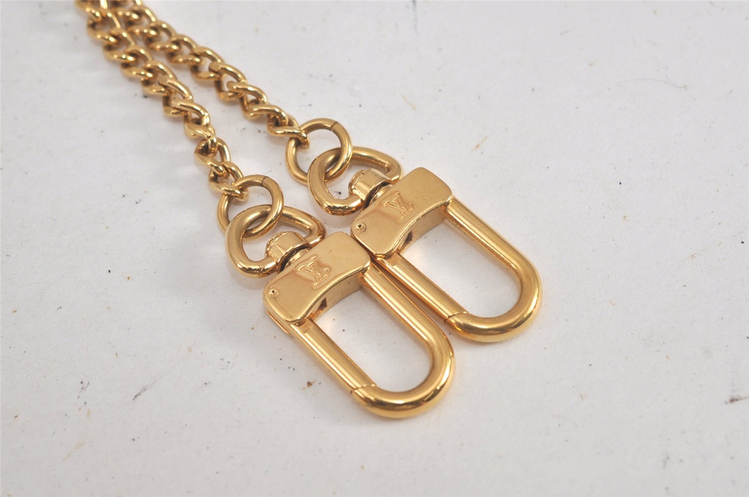 Authentic Louis Vuitton Chain Strap Gold 13.0