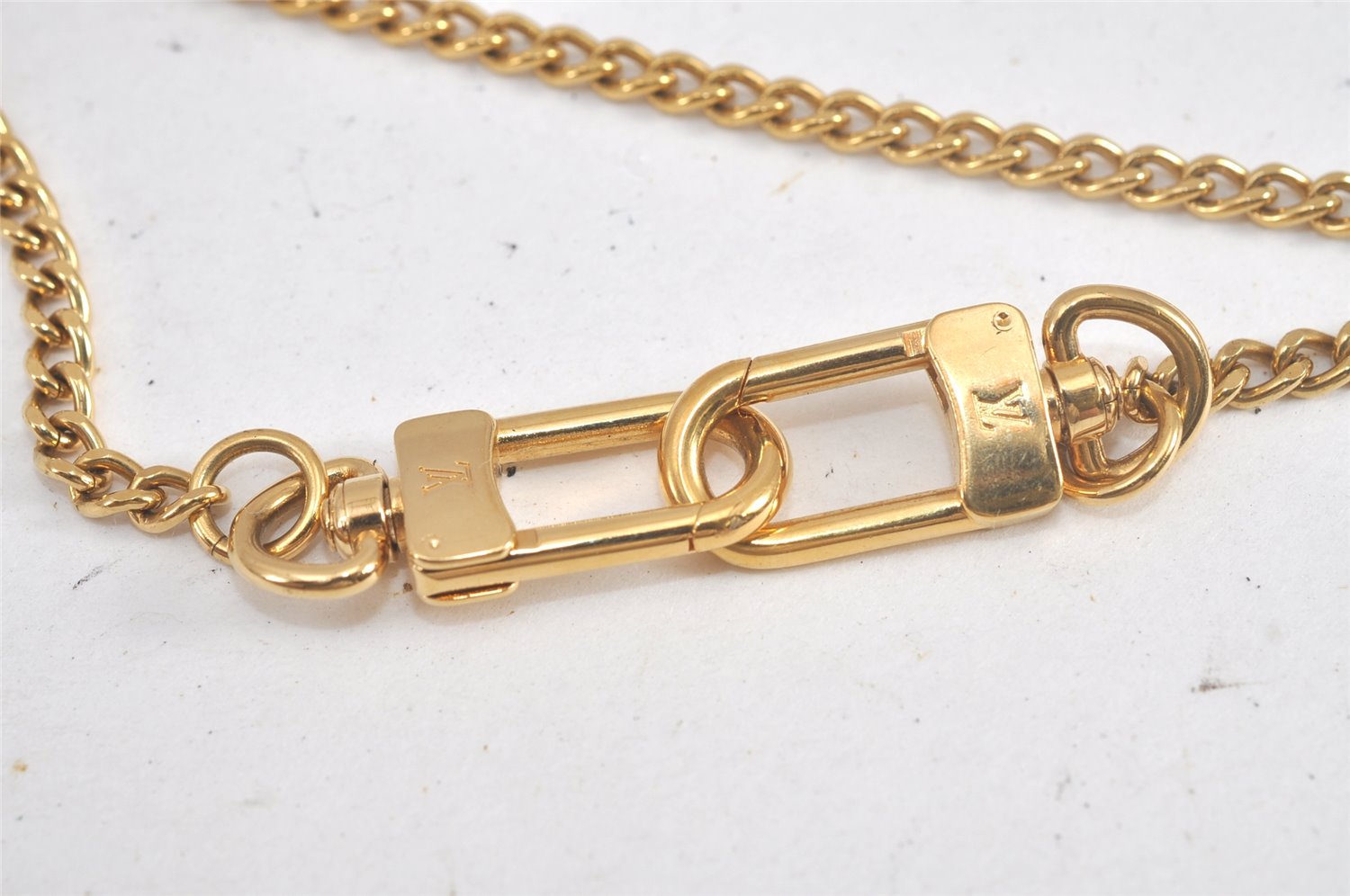 Authentic Louis Vuitton Chain Strap Gold 13.0